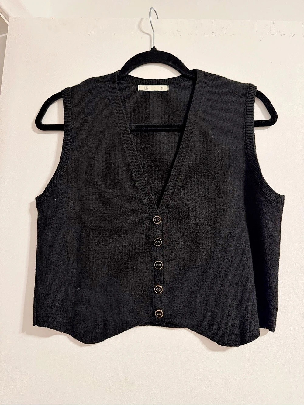 Mini-Ribbed cropped Button-Front Vest in Black Size Medium Like New